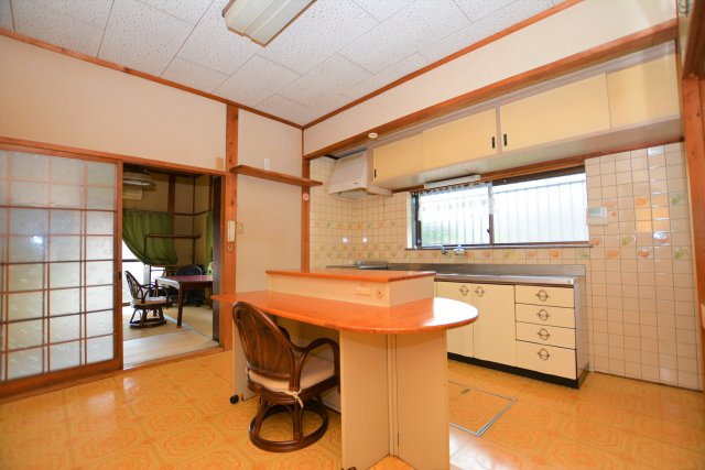 【キッチン】 | 夏吉戸建て | コンパクトなキッチンで掃除もラクラク