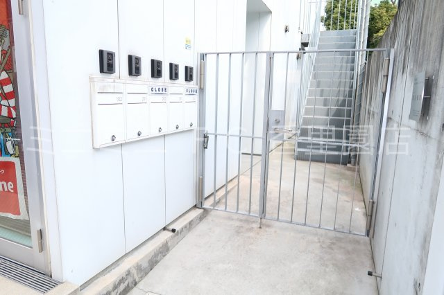 ＣＡＳＡ小治郎のエントランス