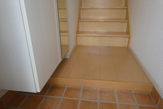 ヴィラ・一里松の玄関