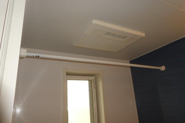 ヴィラ・一里松の浴室|浴室乾燥機