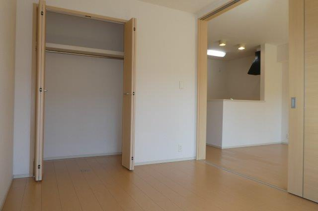 ヴィラ・一里松の収納|洋室