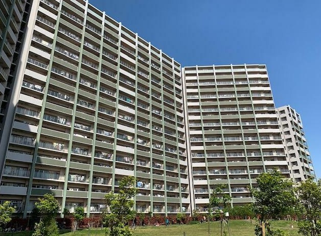 アイランドブリーズ　（川崎区小田栄2丁目）の外観|外観です　アイランドブリーズ　3LDK+W　2007年1月築　JR南武線「小田栄」駅徒歩6分　ペット飼育可能　共用施設充実　LDKは広々21.2帖　広々としたポーチ　南西向き　陽当り・眺望良好　