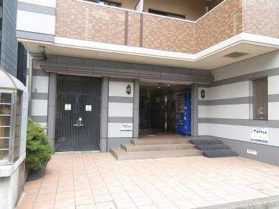 富士ラビット七条館のエントランス