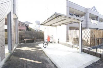 【その他共用部分】 | ルナピアッツァ弐番館 | 駐輪場です