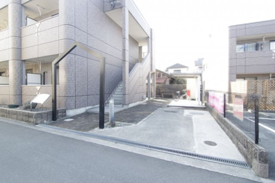 【駐車場】 | ルナピアッツァ弐番館 | 空き状況は都度確認が必要です