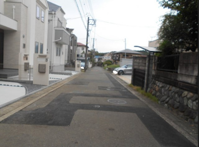 【前面道路含む現地写真】 | ネクストコート上星川　新築戸建て