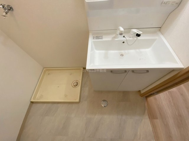 広島市西区庚午中４丁目の賃貸マンションの洗面所