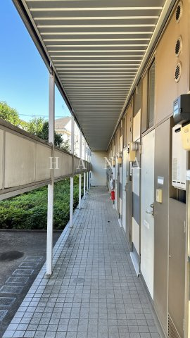 レオパレスNISHIGAIのロビー