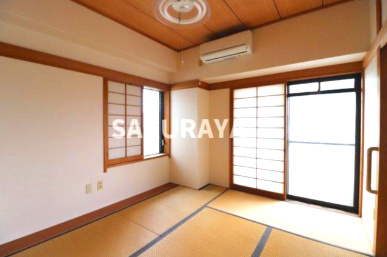 グランビュー砂原後の和室