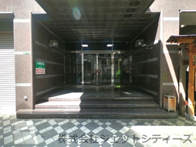 【エントランス】 | 西天満ロイヤービル