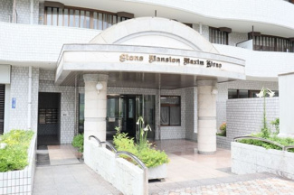 【エントランス】 | 安全に配慮されたオートロックマンションです♪