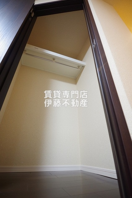 レイディエンス庄内通の収納