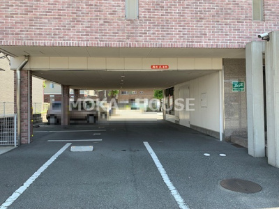 【駐車場】 | STAR COURT 飯田 | 駐車場に車を止められます