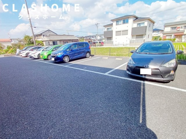 アンプルール リーブル セキレイ　　刈谷市近郊の賃貸ならクラスホーム刈谷店の駐車場