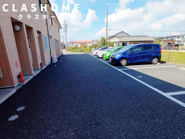 アンプルール リーブル セキレイ　　刈谷市近郊の賃貸ならクラスホーム刈谷店の駐車場