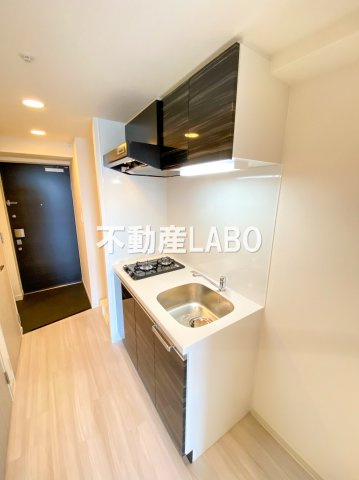 プレサンスOSAKA DOMECITY クロスティのキッチン