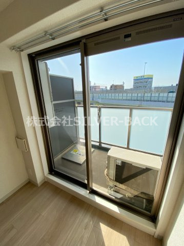 プレサンスOSAKADOMECITYワンダーのバルコニー