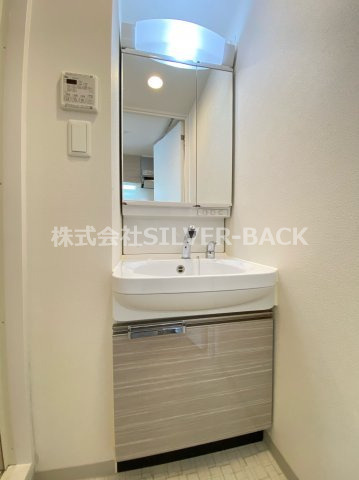 プレサンスOSAKADOMECITYワンダーの洗面所