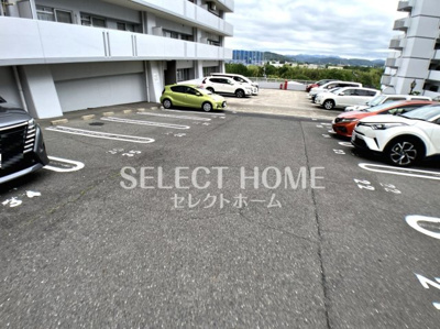 【駐車場】 | アリア32レジデンス | 駐車場があります