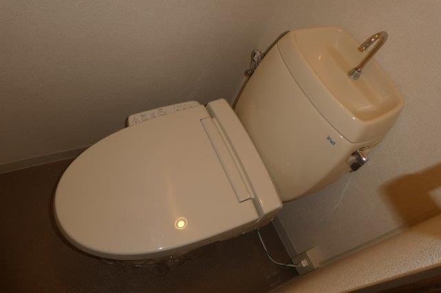 ハイツあかねＡのトイレ|ウォシュレット