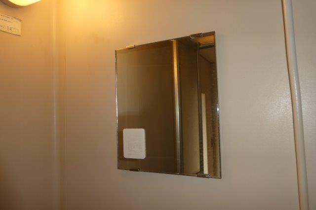 ハイツあかねＡの浴室|浴室内鏡