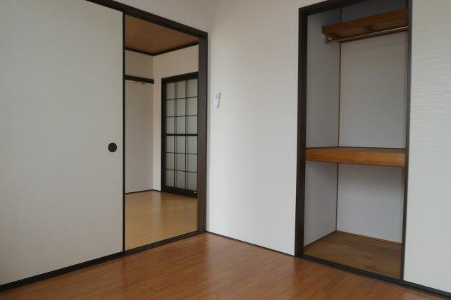 ハイツあかねＡの洋室