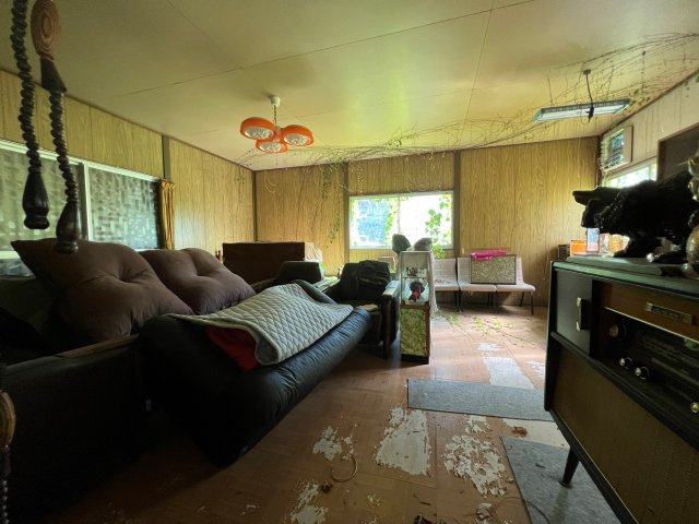 大津市八屋戸2306-59 中古戸建の居間・リビング