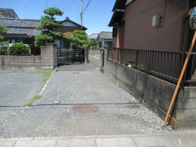 【前面道路含む現地写真】 | 熊谷市中西2丁目 1580万 土地