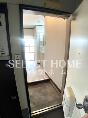 【玄関】 | KFビル | きれいな玄関です