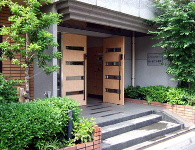 【エントランス】 | ロイヤルエクセラージュ市ヶ谷二十騎町