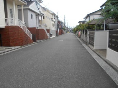 【前面道路含む現地写真】 | 境木本町中古戸建て