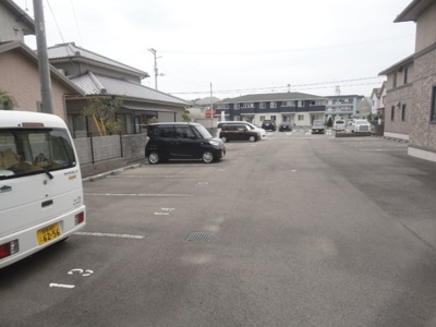 【駐車場】 | ソレーユ高岡　C棟