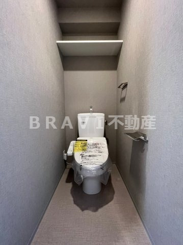 ドゥーエ天満橋　BRAVI不動産のトイレ|【ドゥーエ天満橋】ゆったりとした空間のトイレです