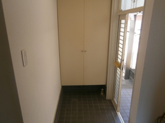 【玄関】