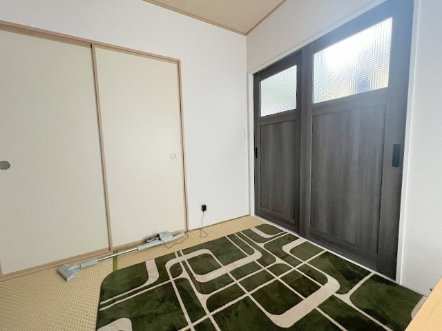 野田市上花輪　中古戸建の和室|和室4.5帖・急な来客時に重宝するスペースです。