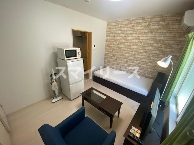 ハイツ初石の居間・リビング