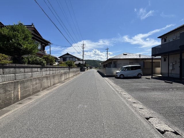 フリーダムの周辺