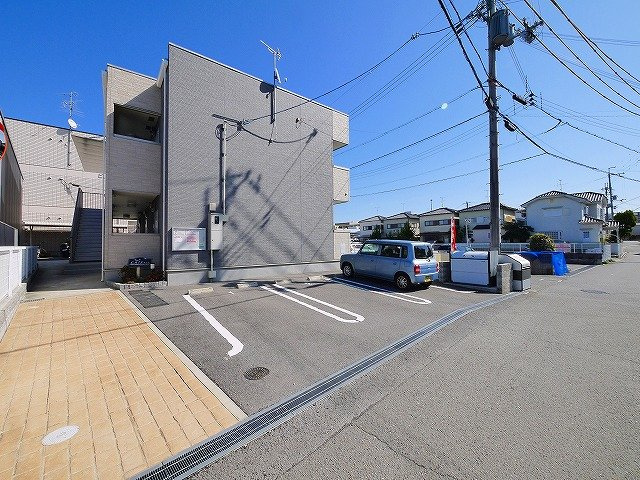 カイスの駐車場|駐車場に車を止められます