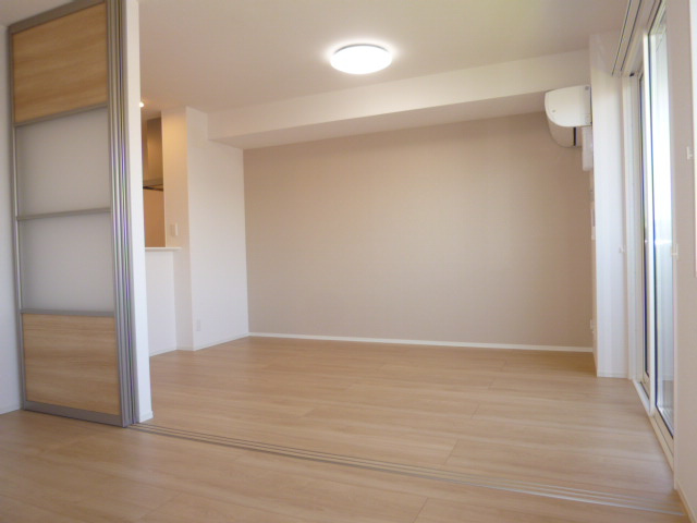 Ｄ－ｒｏｏｍ１４１Ⅱの洋室