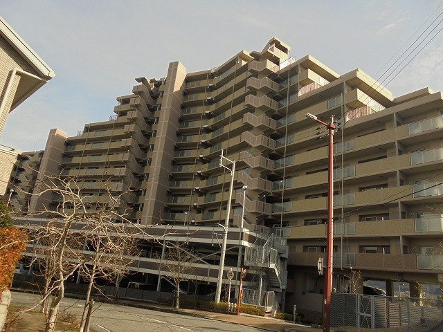 ワンズヒル神戸鹿の子台の外観