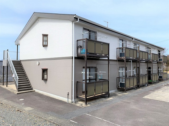 サープラスTwo　NIMURAの外観