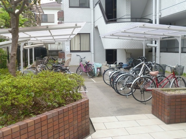 ハイツ浦安のその他共用部分|ハイツ浦安　駐輪場