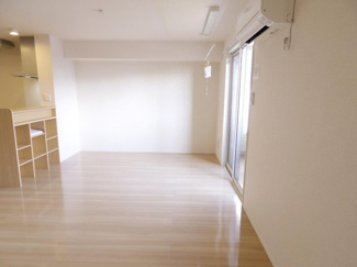 【居間・リビング】 | ゼピュロス学園の森L