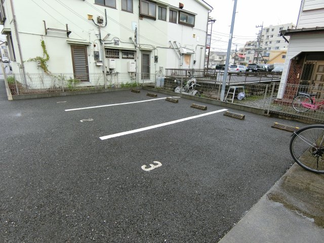 Ruhe Oneの駐車場