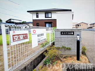 【エントランス】 | 建物の内部です