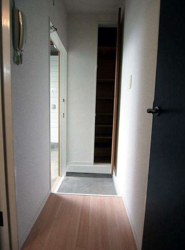 メゾン・ドゥ・クロシエットの玄関