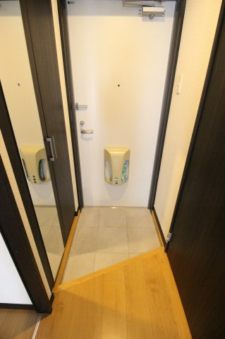 ポルトボヌール姫城RCの玄関|落ち着いた玄関です