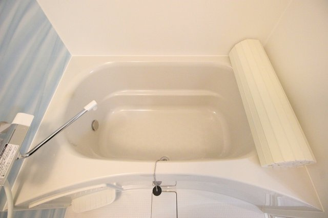 ポルトボヌール姫城RCの浴室|コンパクトで使いやすいお風呂です