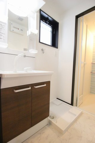 ポルトボヌール姫城RCの洗面所|コンパクトで使いやすい洗面所