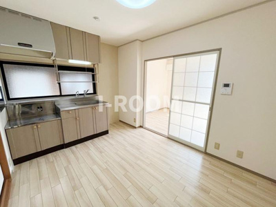 【居間・リビング】 | シャルム・石手